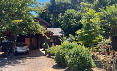 CASA MODERNA EN ENTORNO NATURAL