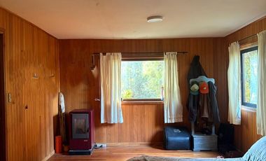 CASA MODERNA EN ENTORNO NATURAL