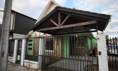 SE ARRIENDA AMPLIA CASA EN VILLA LA POSADA