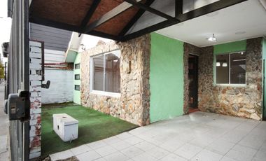 SE ARRIENDA AMPLIA CASA EN VILLA LA POSADA