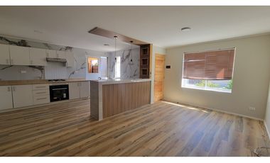 Venta casa Calle Larga en Cond. Aires del Guindal 2D 2B