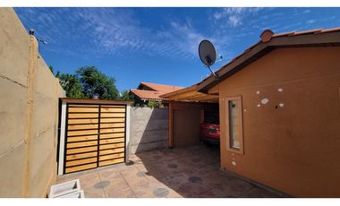 Venta casa Calle Larga en Cond. Aires del Guindal 2D 2B