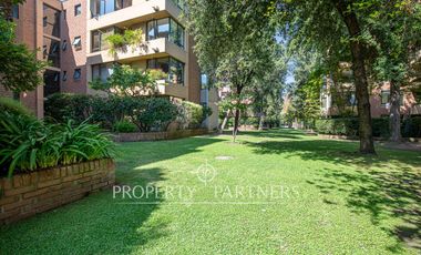 Remodelado y luminoso departamento en Santa María de Manquehue
