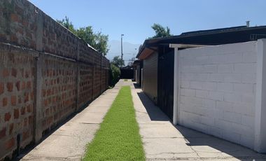 Propiedad en Vta para inversión, 3 casas La Granja