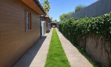 Propiedad en Vta para inversión, 3 casas La Granja