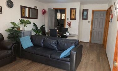 Propiedad en Vta para inversión, 3 casas La Granja