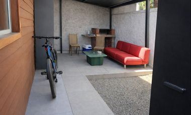 Propiedad en Vta para inversión, 3 casas La Granja