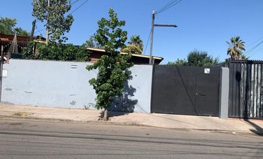 Propiedad en Vta para inversión, 3 casas La Granja