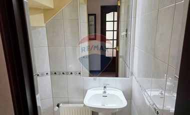 Venta amplia casa sector Regional