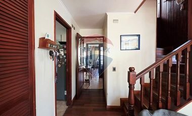 Venta amplia casa sector Regional