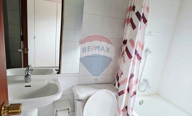 Venta amplia casa sector Regional
