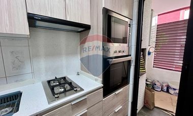 Remodelado, frente a Colegio San Esteban