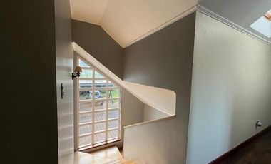 Casa en parcela amplia rodeada de naturaleza