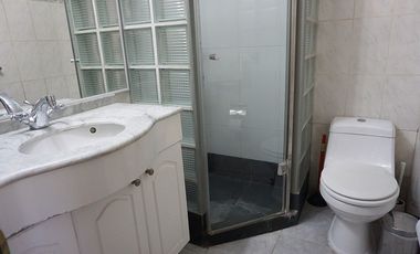 Casa 2 pisos, 4D/2B, barrio residencial La Florida