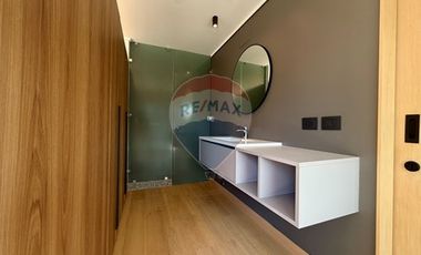 Vive en un edificio boutique en el Barrio El Golf