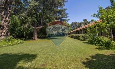 Casona Patronal  con hermoso parque
