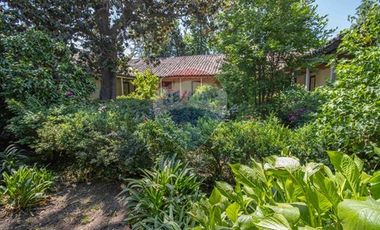 Casona Patronal  con hermoso parque