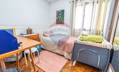 Amplia y luminosa casa en Macul (656 m2)