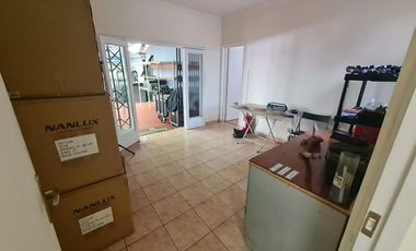 PROPIEDAD COMERCIAL 327 m² - ARRIENDO