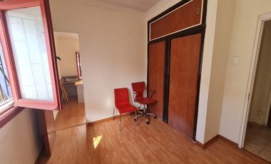 PROPIEDAD COMERCIAL 327 m² - ARRIENDO