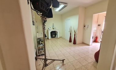 PROPIEDAD COMERCIAL 327 m² - ARRIENDO