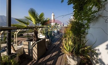 Penthouse perfecta ubicación y vistas en Vitacura