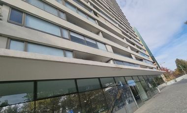 VENTA DE ESTACIONAMIENTO AV. MANQUEHUE NORTE 952