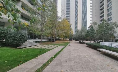 VENTA DE ESTACIONAMIENTO AV. MANQUEHUE NORTE 952