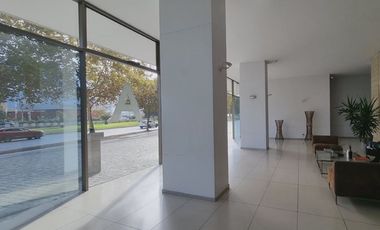 VENTA DE ESTACIONAMIENTO AV. MANQUEHUE NORTE 952