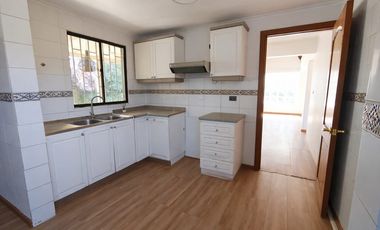 Arriendo Casa Villa Instituto Ingles 4D+3B+2E+B