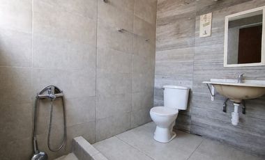 Arriendo Casa Villa Instituto Ingles 4D+3B+2E+B