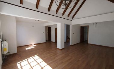 Arriendo Casa Villa Instituto Ingles 4D+3B+2E+B