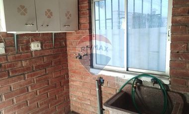 Casa en arriendo ojos del salado Talagante