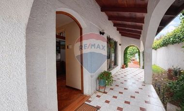 Hermosa Casa en Venta 3D+2B+3E+1B