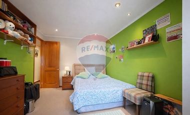 Hermosa Casa en Venta 3D+2B+3E+1B