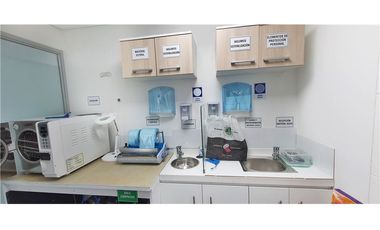 CLINICA DENTAL OPERATIVA A PASOS DE ESTORIL