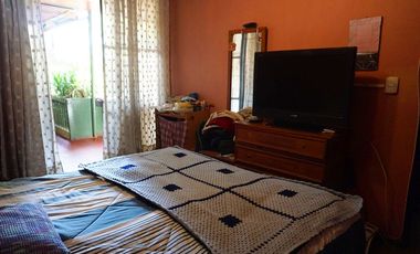 Casa pasaje cerrado a minutos Metro Quilín