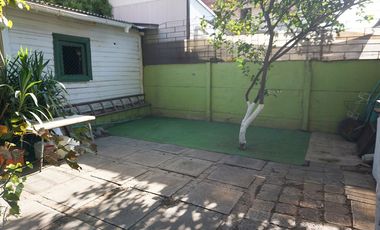 Casa pasaje cerrado a minutos Metro Quilín