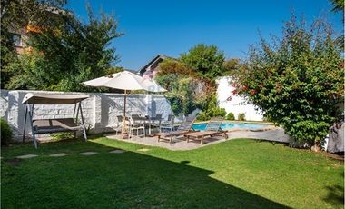 Casa de 185 Mts2/430 Mts2 Terreno / D. de Almagro