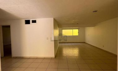 Casa sola en renta en San Sebastián, Toluca, México