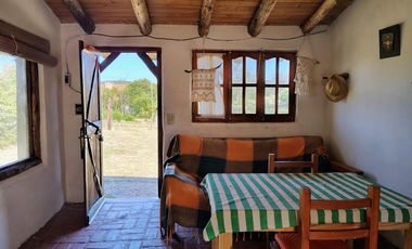 En Venta Casa de 1 dorm. grandes vistas y potencial de mojora. Bv. Los Olivares, Los Hornillos