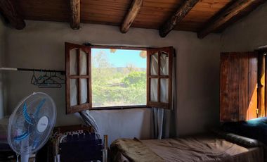 En Venta Casa de 1 dorm. grandes vistas y potencial de mojora. Bv. Los Olivares, Los Hornillos