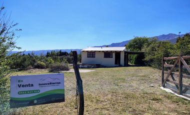 En Venta Casa de 1 dorm. grandes vistas y potencial de mojora. Bv. Los Olivares, Los Hornillos