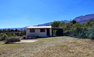 En Venta Casa de 1 dorm. grandes vistas y potencial de mojora. Bv. Los Olivares, Los Hornillos