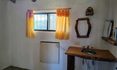 En Venta Casa de 1 dorm. grandes vistas y potencial de mojora. Bv. Los Olivares, Los Hornillos