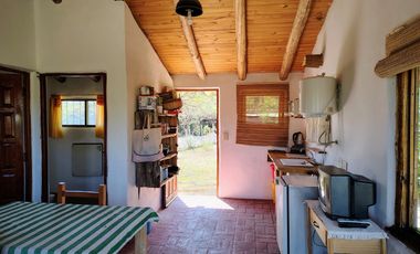 En Venta Casa de 1 dorm. grandes vistas y potencial de mojora. Bv. Los Olivares, Los Hornillos