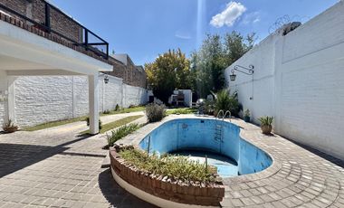 Oportunidad de inversión, Casa en venta en mendoza