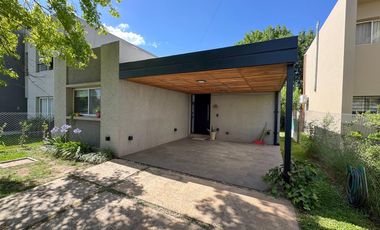 Venta Casa en Club Logaritmo, Ibarlucea – APTA CRÉDITO