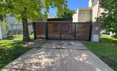 Venta Casa en Club Logaritmo, Ibarlucea – APTA CRÉDITO