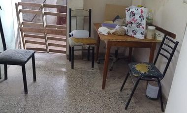 venta   local   213 m2  caseros
